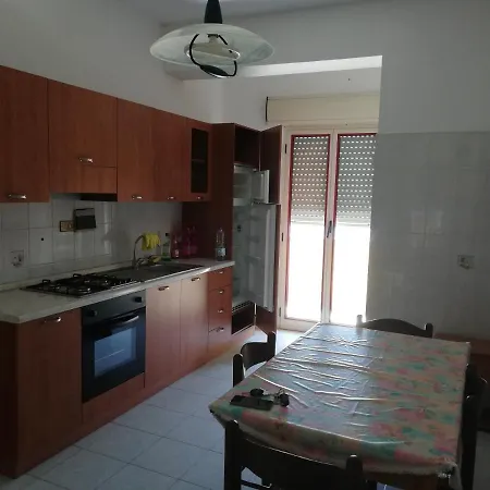 Appartamento Sul Mare Daire Brancaleone Marina